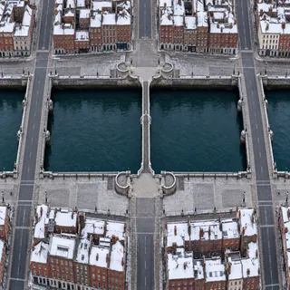 Level 55 · Dublin · Ha'penny Bridge